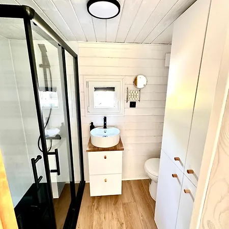 Powolitu - Tiny House * هيل